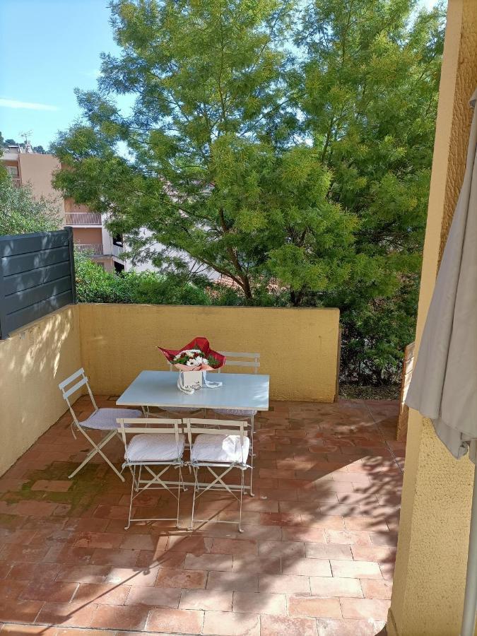 Appartement Proche Mer Avec Terrasse Et Jardin Privatif Hyères Exteriér fotografie